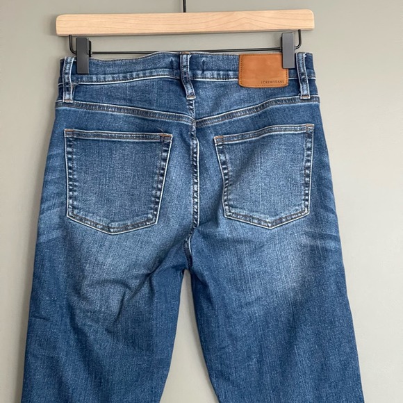 J. Crew Vintage Straight Jeans Medium Wash Blue Size 26 Distressed Comfortable - Picture 9 of 16